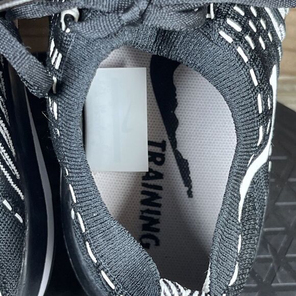 Nike Womens Size 8.5 Free Transform Flyknit 833410-010 Black Running Sneakers - Picture 6 of 10